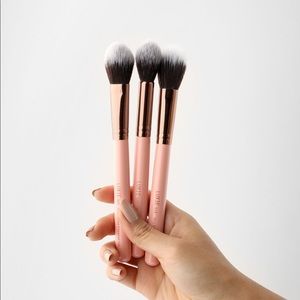 🌸 LUXIE BRUSH CLASSIC FACE SET🌸